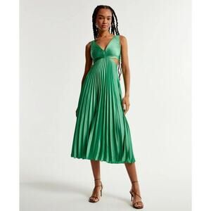 Abercrombie and Fitch Giselle Pleated Cutout Maxi Green Dress NWT Size MT
